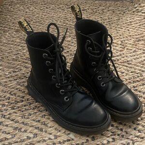 Dr. Martens 1460 Luana Boots